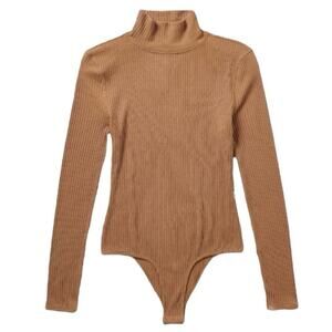 Vuori Bleeker Long Sleeve Ribbed Bodysuit
Caramel